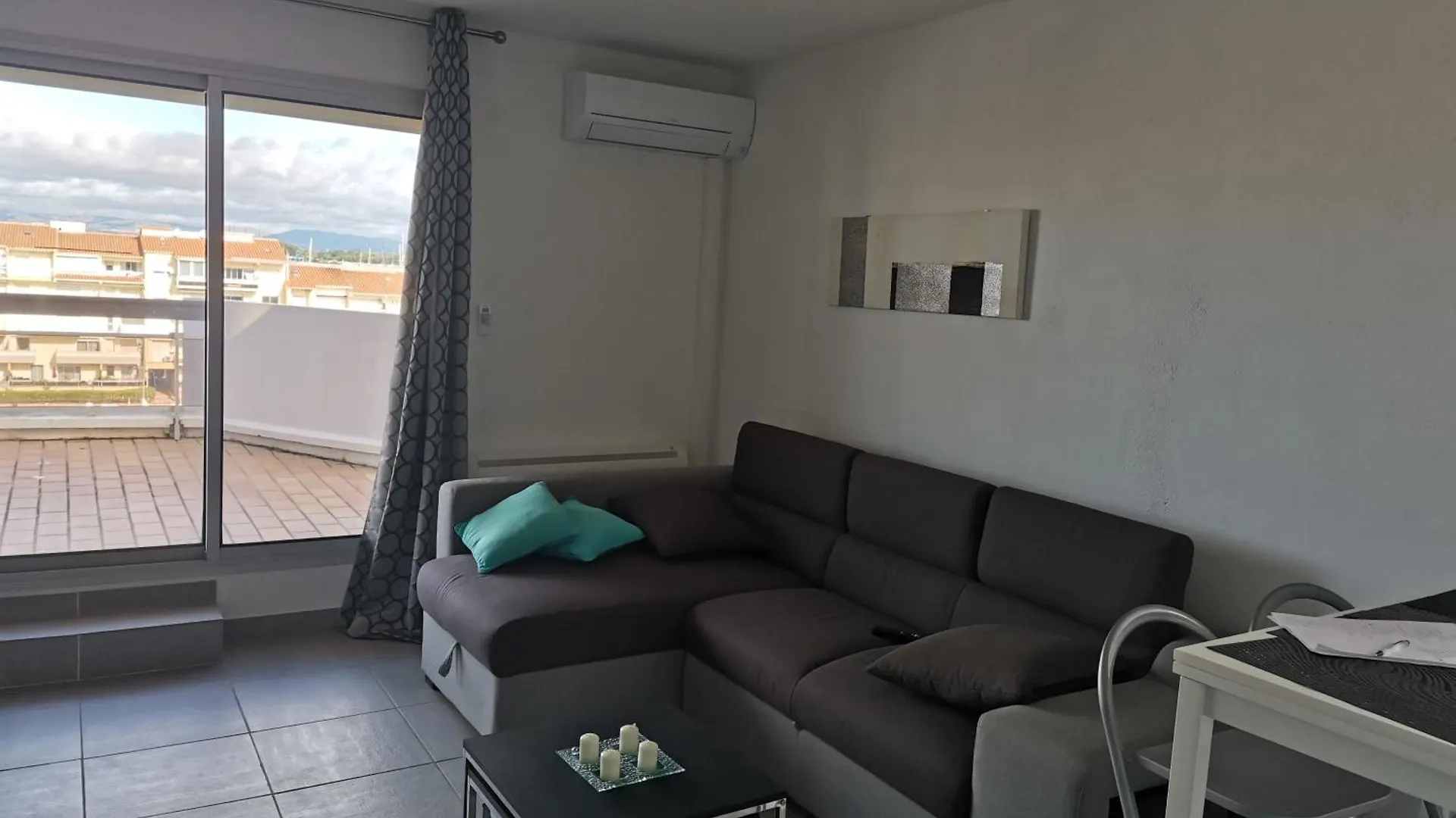 Appartement T2 Marina La Tour-de-Salvagny Apartman